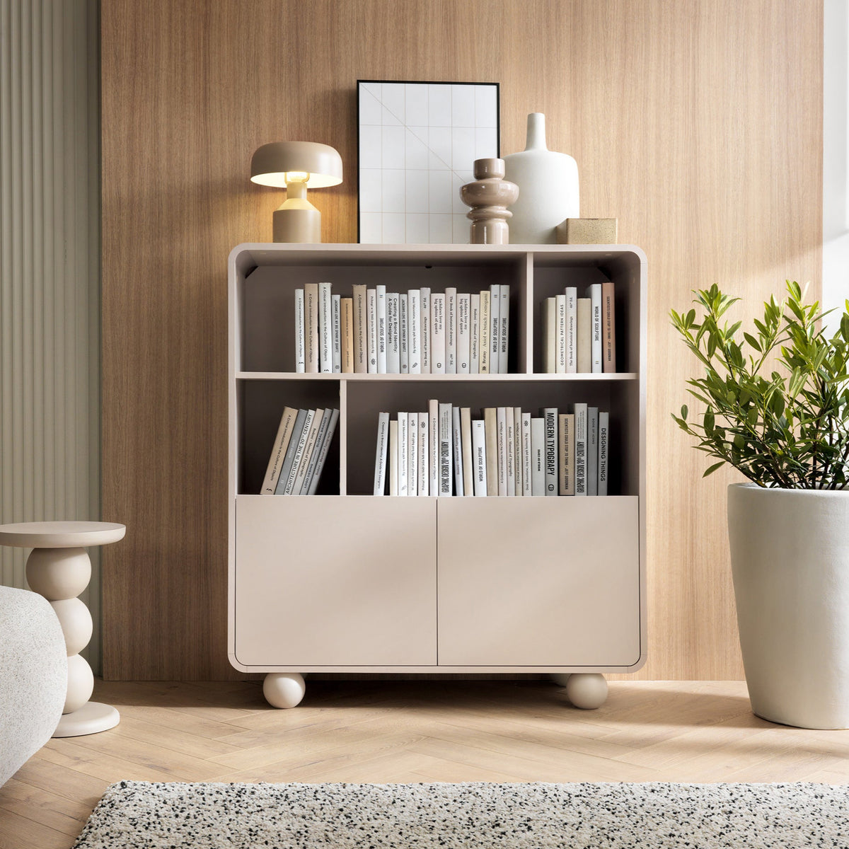 Regał Ballo 108x121 w stylu japandi – w aranżacji wnętrza