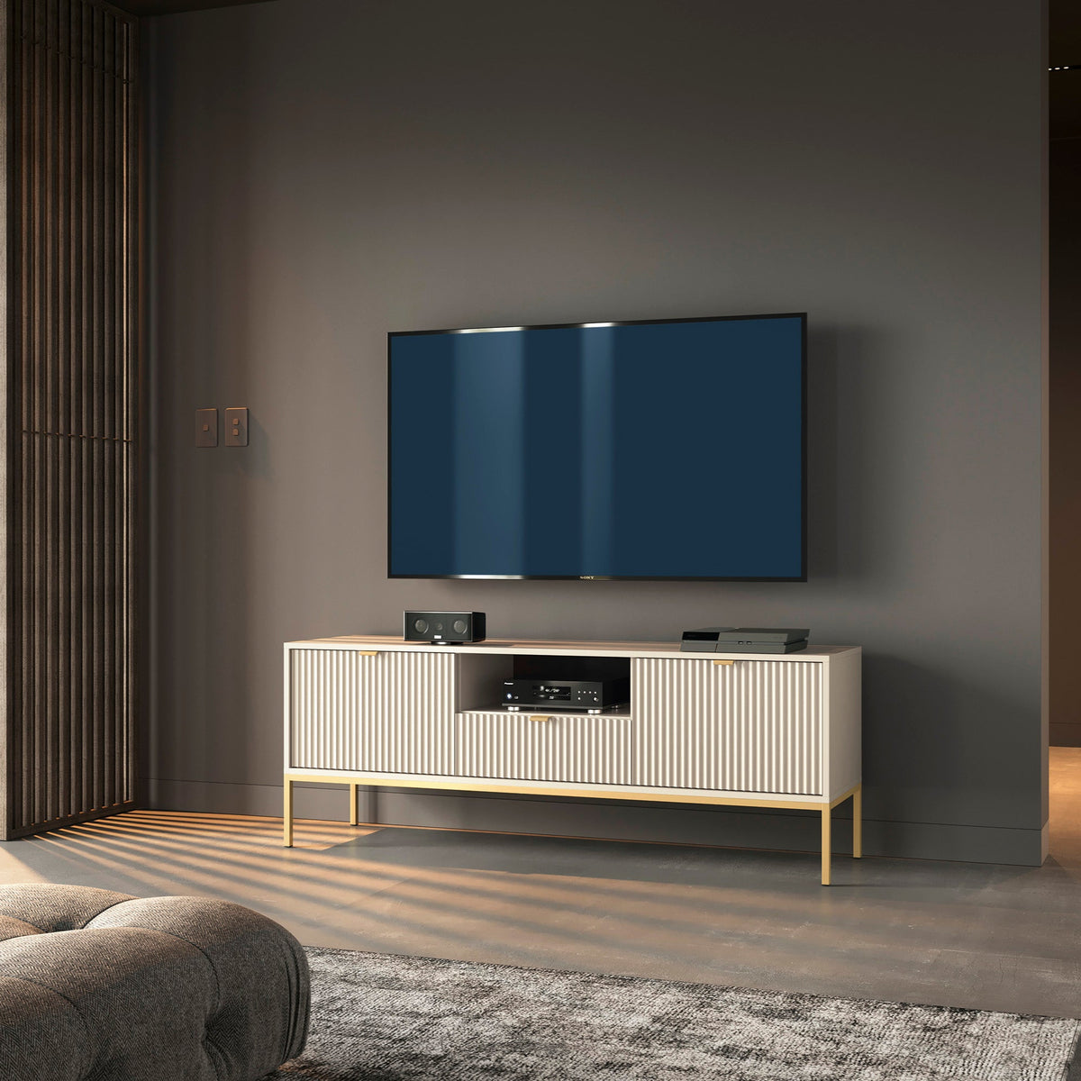 Szafka RTV Roza 154x56 – w aranżacji wnętrza