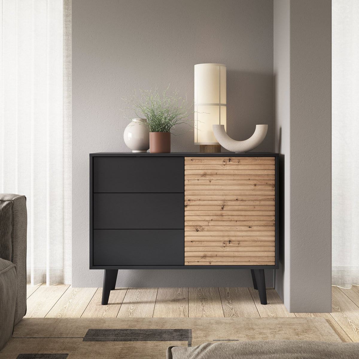 Komoda Las z szufladami i drzwiami 104x83 w stylu industrialnym – w aranżacji wnętrza