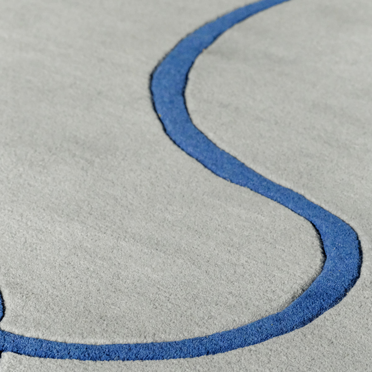 Serpello Rug with Fringes and a Flowing Pattern, Boho Style – photo 5