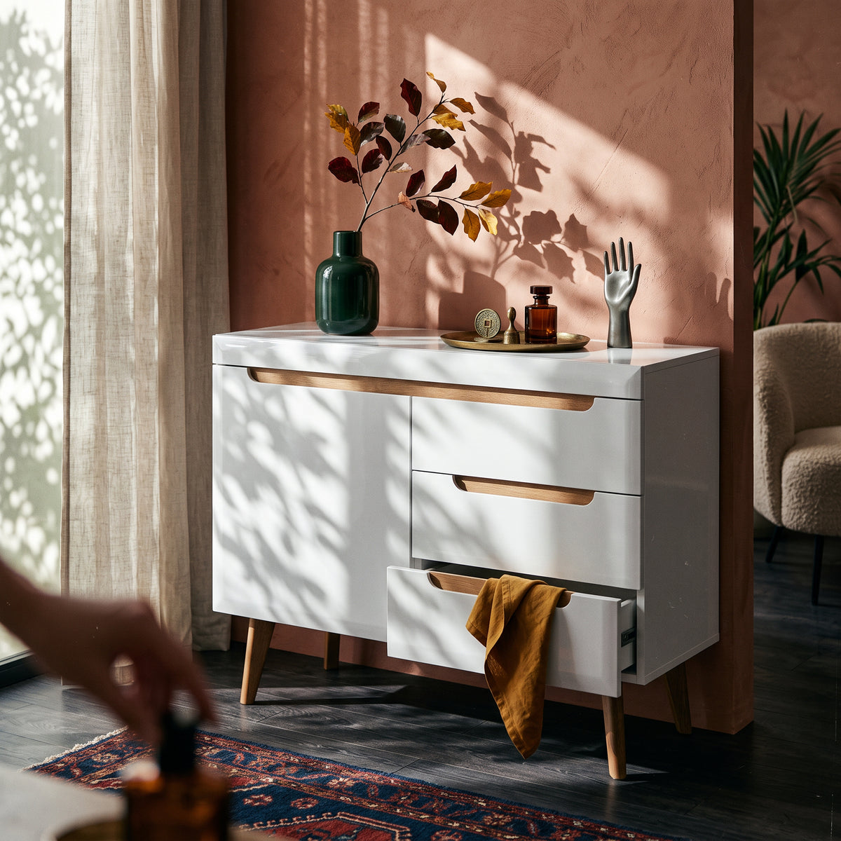 Komoda Trava 107x83 w stylu skandynawskim – w aranżacji wnętrza