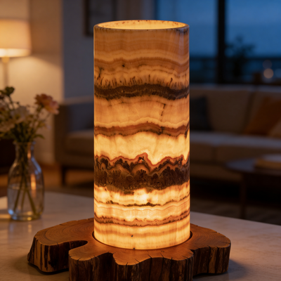 Sirelis Natural Onyx Lamp, Elegant Style – in a room setting