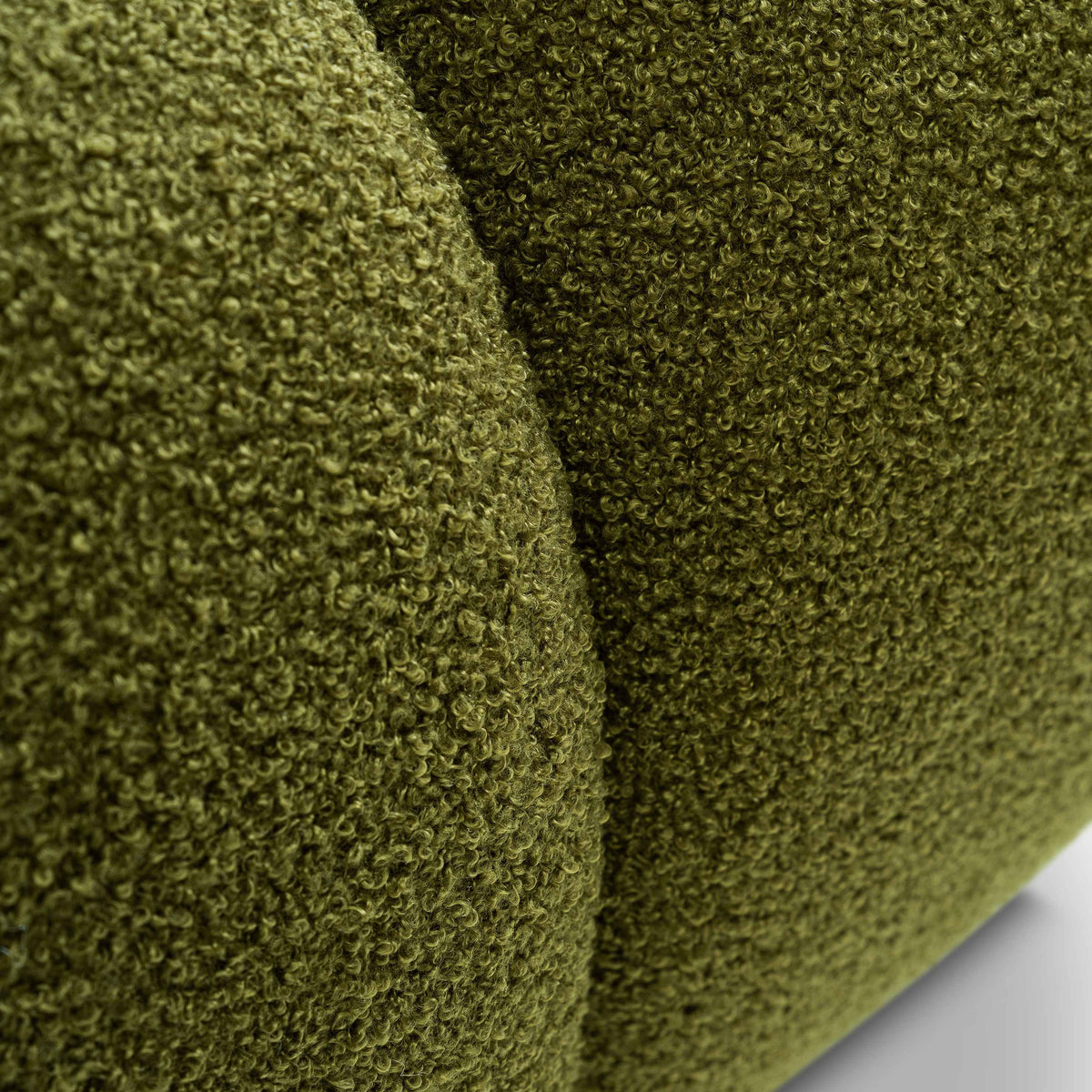 Sofa 3-osobowa z funkcją spania 142x200 w stylu miękkiego minimalizmu | Milorya